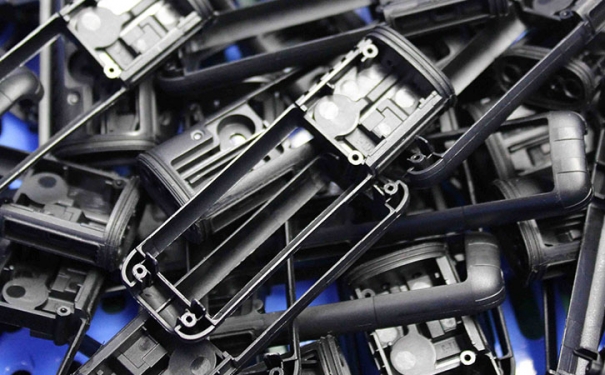 小型电器注塑件生产准备及流程